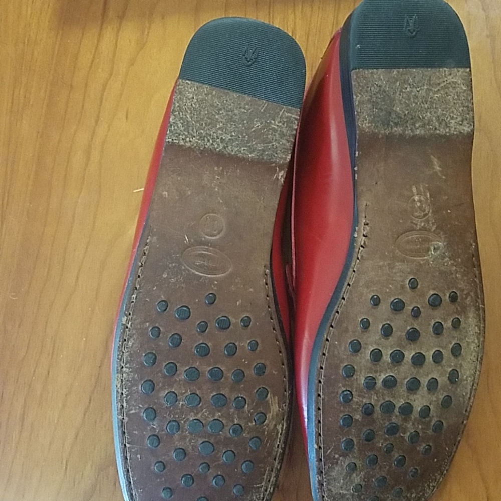 Very well made red leather loafers - Picture 4 of 5
